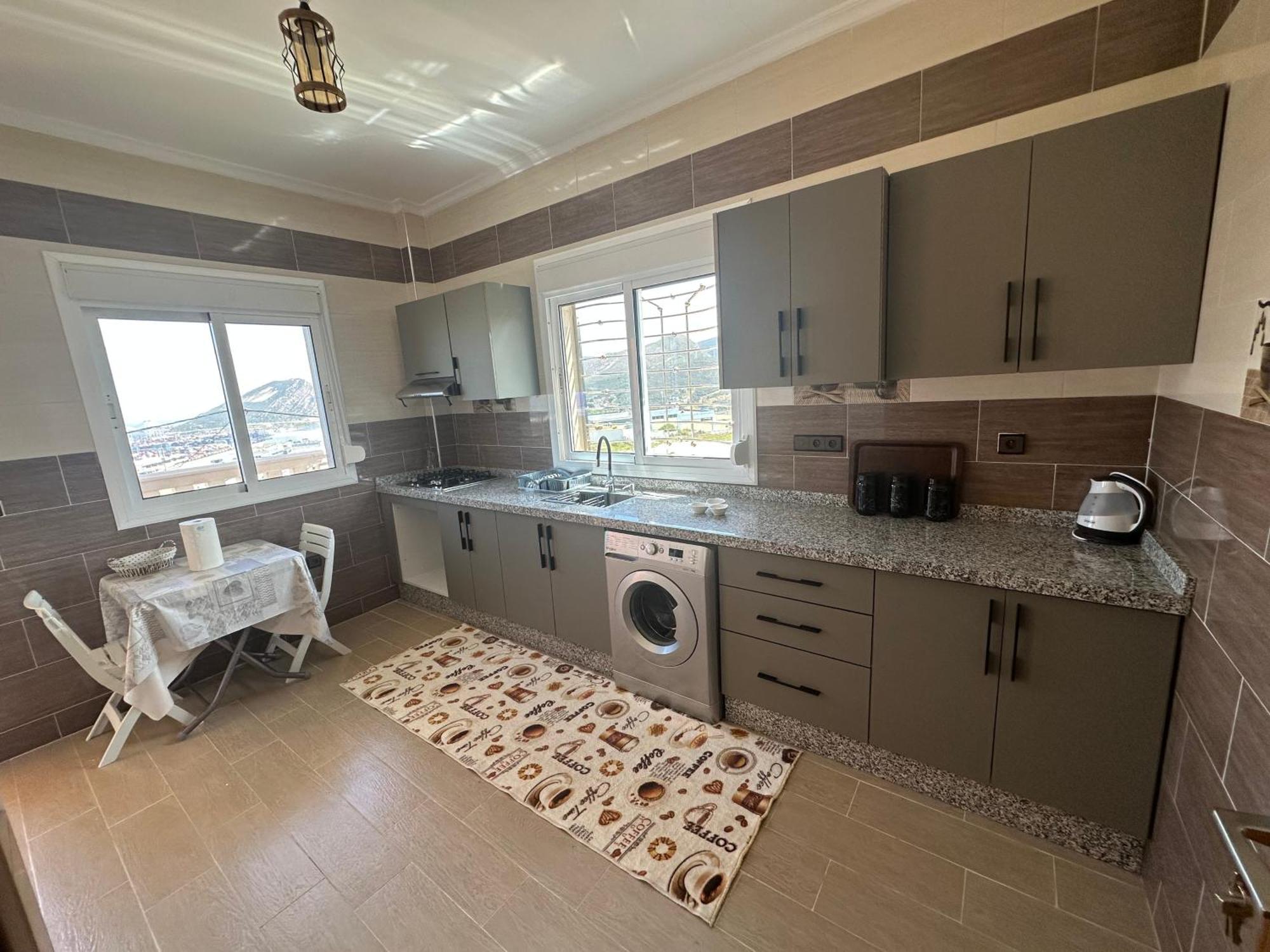 A Houma, Proche Port Tanger Med Appartement Dalia