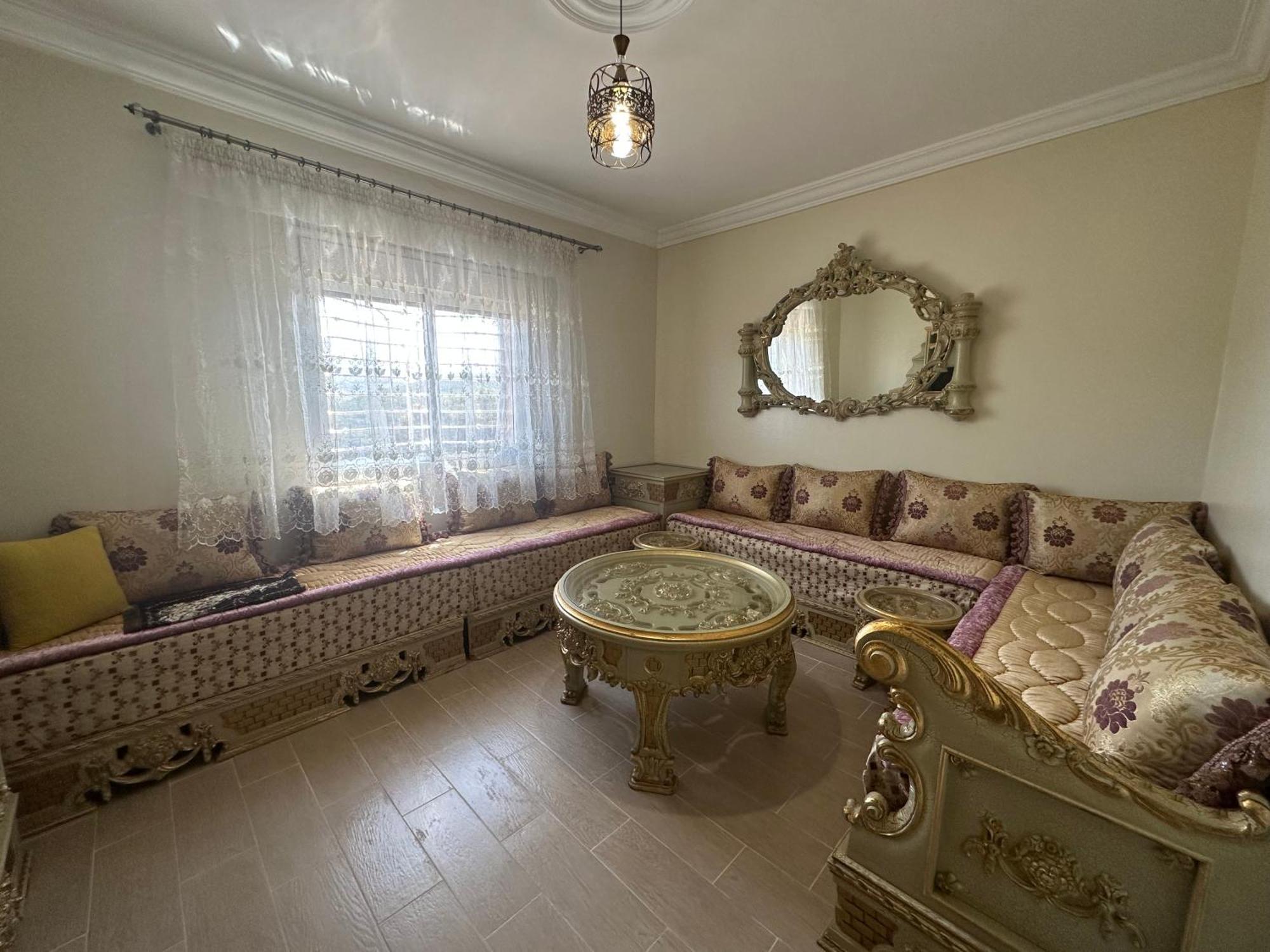 A Houma, Proche Port Tanger Med Appartement *